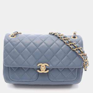 مملوكة مسبقًا Chanel Matelasse Shoulder Bag Lambskin Leather Blue
