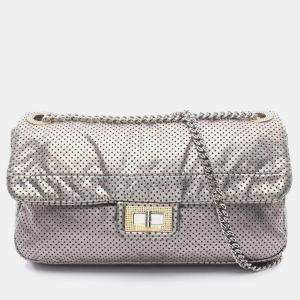 مملوكة مسبقًا Chanel 2.55 Punched Leather Shoulder Bag Silver
