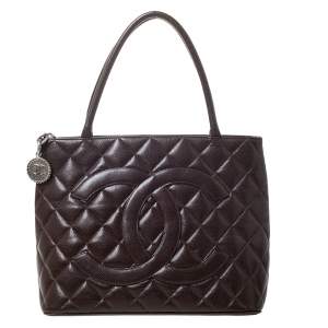 مملوكة مسبقًا Chanel Brown Quilted Caviar Leather Medallion Tote