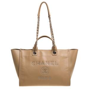 Pre Owned Chanel Beige Leather Large Studded Logo Deauville Tote 
