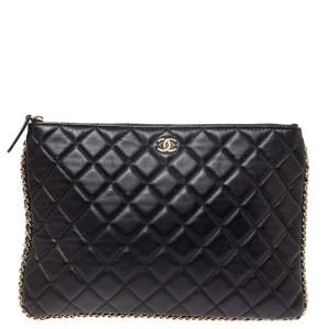 Pre Owned Chanel Black Quilted Leather O Case Chain Trim Clutch