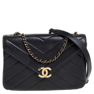 مملوكة مسبقًا Chanel Black Chevron Leather Coco Envelope Flap Shoulder Bag