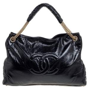 Pre Owned Chanel Black Crinkled Soft Patent Leather CC Chain Hobo 