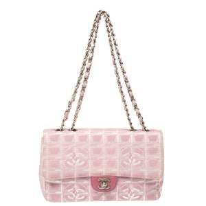 مملوكة مسبقًا Chanel Pink Fabric Medium CC Logo Travel Line Flap Bag