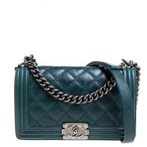 مملوكة مسبقًا Chanel Teal Quilted Leather Medium Boy Flap Bag