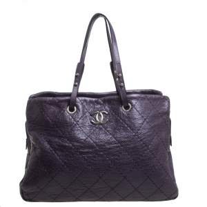 مملوكة مسبقًا Chanel Purple Quilted Leather Large On the Road Tote