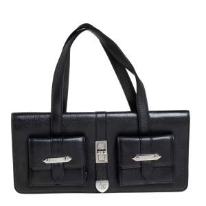 Pre Owned حقيبة ساتشل شانيل جلد أسود بجيبين