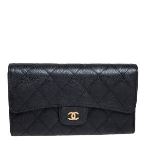 مملوكة مسبقًا Chanel Black Quilted Caviar Leather Classic Flap Wallet