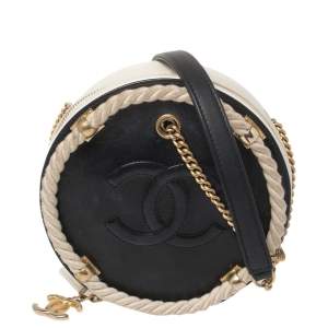 مملوكة مسبقًا Chanel Navy Blue/White Quilted Leather Small En Vogue Round Bag