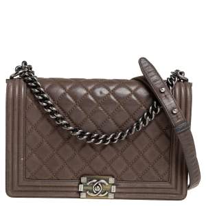 مملوكة مسبقًا Chanel Dark Beige Quilted Leather New Medium Boy Flap Bag