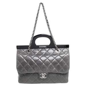 مملوكة مسبقًا Chanel Grey Quilted Crinkled Leather Small CC Delivery Tote