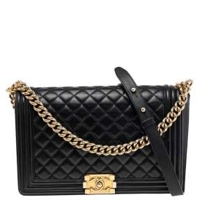 Pre Owned Chanel Black Quilted Leather Medium Boy Flap Bag