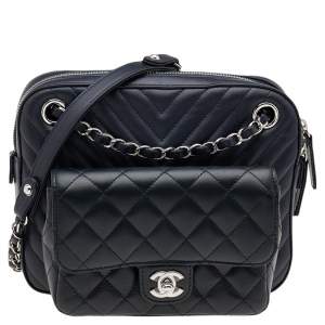 Pre Owned Chanel Navy Blue/Black Quilted And Chevron Leather Metiers d'art Camera Case Bag