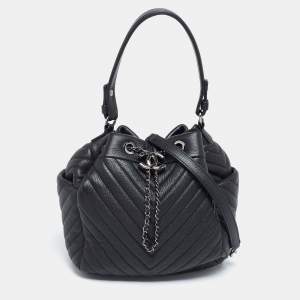 Pre Owned Chanel Black Chevron Leather Small Urban Spirit Bucket Bag