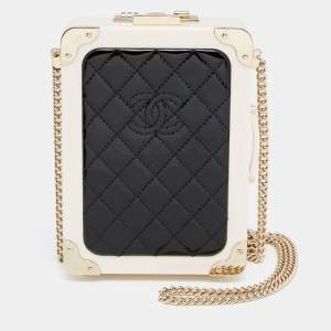 Pre Owned Chanel White/Black Quilted Patent Leather and Perspex Evening In The Air CC Trolley Minaudière Chain Clutch