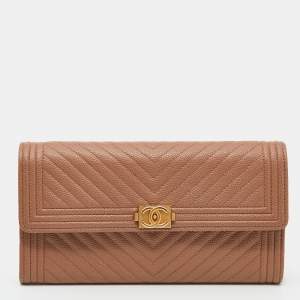 Chanel Beige Caviar Chevron Quilted Leather Boy Flap Wallet