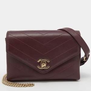 Pre Owned Chanel Burgundy Chevron Leather Chain Waist Bag