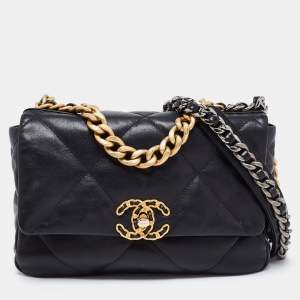 Pre Owned Chanel Black Quilted Leather Medium 19 Flap Bag