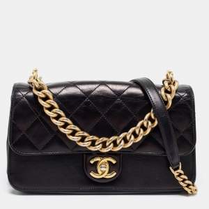 مملوكة مسبقًا Chanel Black Quilted Leather Small  Straight Line Bag
