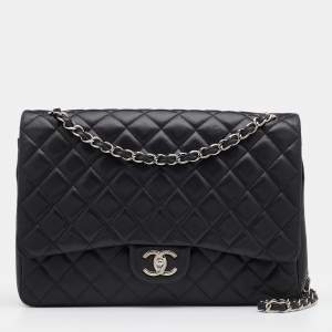 مملوكة مسبقًا Chanel Black Quilted Leather Maxi Classic Double Flap Bag