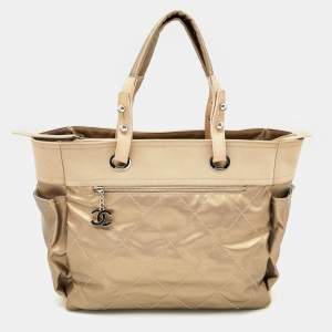 Pre Owned حقيبة يد توتس شانيل باريس بياريتز كانفاس مقوى مبطن ذهبي ميتالك كبيرة