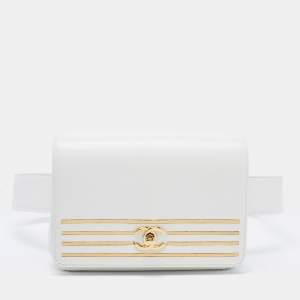 Pre Owned Chanel White Caviar Leather Captain Gold Waist Bag