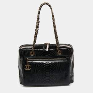 Pre Owned Chanel Black Python and Glazed Leather Medium Urban Mix Zipped Tote 