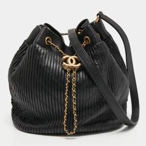 Pre Owned Chanel Black Leather Coco Pleats Drawstring Bag