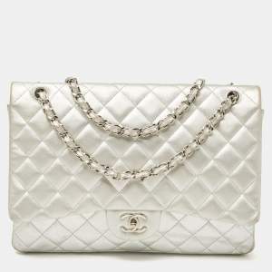 Pre Owned Chanel Silver Quilted Leather Maxi Classic Single Flap Bag