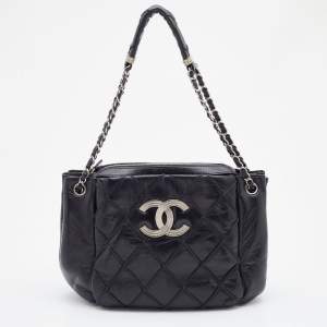 Pre Owned Chanel Black Quilted Leather CC Chain Shoulder Bag
