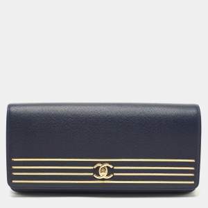 Pre Owned Chanel Navy Blue Caviar Leather Captain Gold Clutch