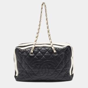 Pre Owned Chanel White/Black Quilted Leather CC Zip Shoulder Bag