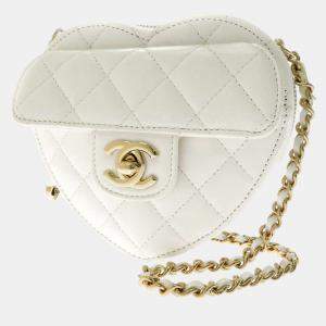مملوكة مسبقًا Chanel White Leather Mini CC In Love Heart Chain Shoulder Bag