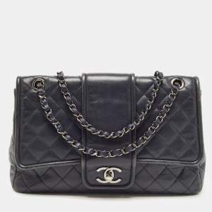 Pre Owned Chanel Navy Blue Quilted Leather Elementary Chic Flap Bag