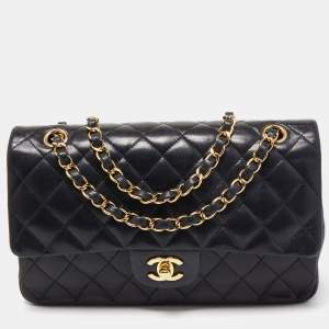 Pre Owned Chanel Black Quilted Lambskin Leather Medium Classic Double Flap Bag
