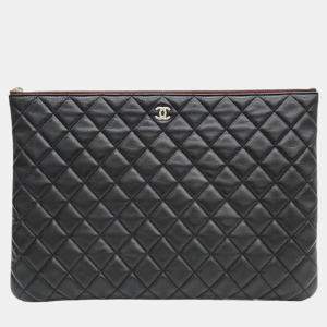 Pre Owned Chanel Black Leather Large O Case