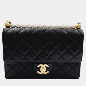 Pre Owned Chanel Black Leather Medium Chic Pearls Flap Bag  