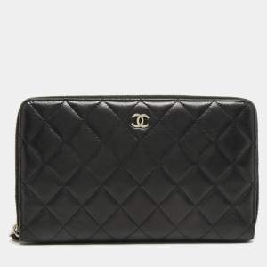 Pre Owned Chanel Black Quilted Leather Zip Around Classic Organizer