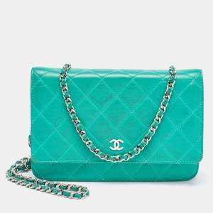 Chanel Green Leather CC Wallet On Chain 