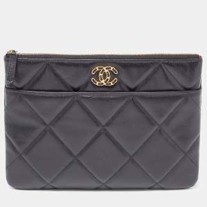 Pre Owned Chanel Black Leather 19 O Case Clutch