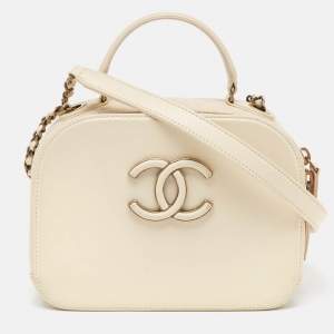 Chanel Off White Quilted Leather Coco Curve Vanity Case Bag