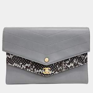 Pre Owned Chanel Double Envelope Clutch A70318