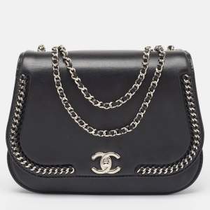 Pre Owned Chanel Black Leather Medium Braided Chic Flap Bag