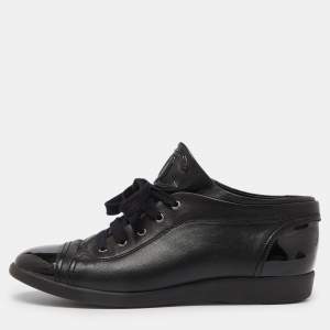 Pre Owned Chanel Black Patent and Leather CC Low Top Sneakers Size 38
