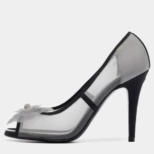 Pre Owned Chanel Grey/Black Mesh CC Bow Pumps Size 38