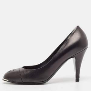 Chanel Black Leather CC Round Toe Pumps Size 38.5