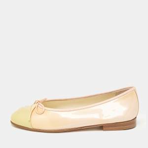 Chanel Two Tone Patent Leather CC Ballet Flats Size 35.5