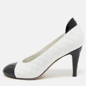 Chanel White/Black Quilted Leather and Patent Cap Toe CC Pumps Size 38.5