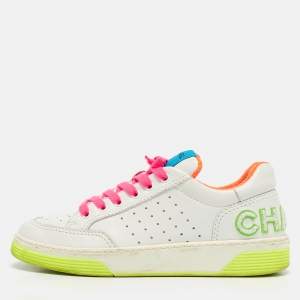 Pre Owned Chanel White Perforated Leather Logo Low Top Sneakers Size 39