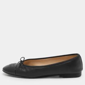 Pre Owned Chanel Black Leather and Patent Leather CC Ballet Flats Size 38.5